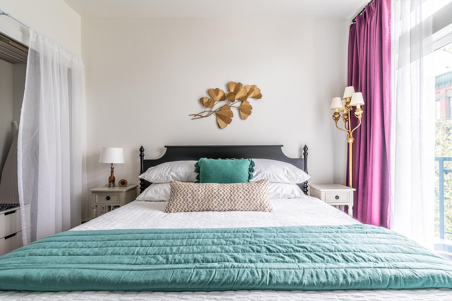 Apartamento Among The Trees: In Belltown W/parking! *